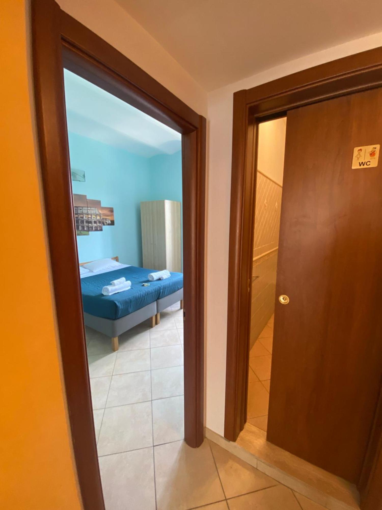 Private In Center Of Bed & Breakfast Roma